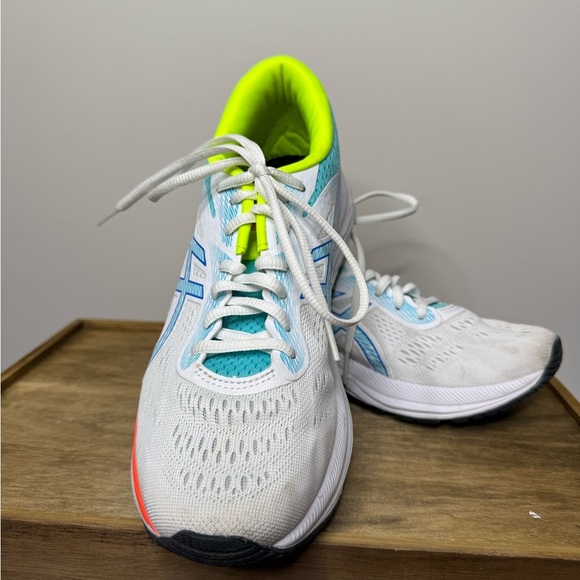 ASICS White Sneakers with Blue and Orange Accents - Picture 2 of 12